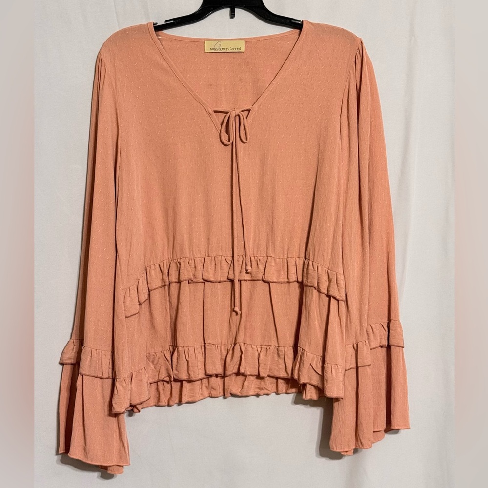NWT how.very.loved Peach Ruffle Top Size Small